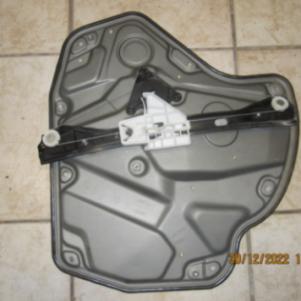 ΠΙΣΩ ΔΕΞΙΟΣ ΓΡΥΛΟΣ ΓΙΑ SKODA OCTAVIA 5 '05-'08 ΚΩΔΙΚΟΣ 1Z0839656B